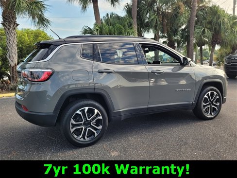 Used 2023 Jeep Compass Limited image 7