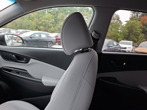 Used 2023 Hyundai Kona SEL image 17