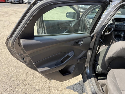 Used 2017 Ford Focus S image 14
