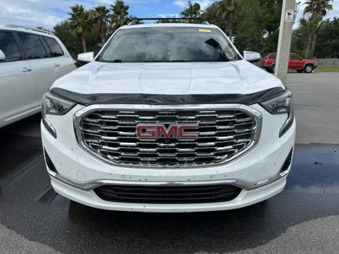 Used 2018 GMC Terrain Denali w/ Advanced Safety Package image 3