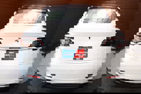 Used 2021 Tesla Model 3 Standard Range Plus image 13
