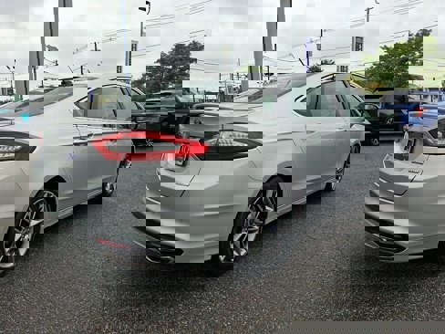 Certified 2016 Ford Fusion Titanium image 6