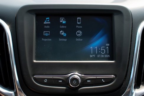 Used 2018 Chevrolet Equinox LT image 22