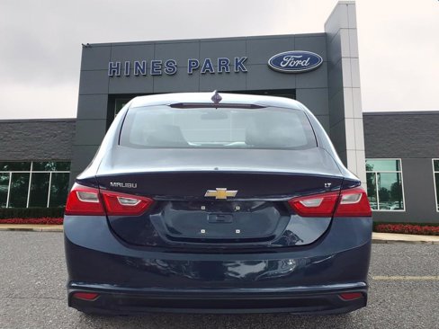 Used 2018 Chevrolet Malibu LT image 6
