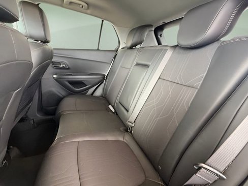 Used 2021 Chevrolet Trax LT w/ Driver Confidence Package image 22