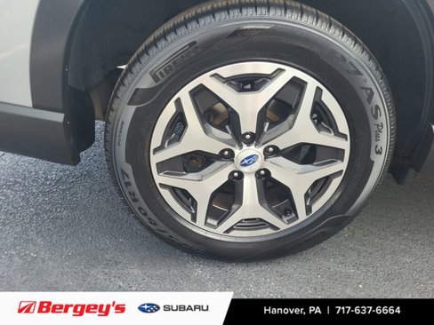 Used 2021 Subaru Forester Premium image 20