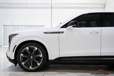 Used 2025 Cadillac Escalade IQ Sport 1 image 14