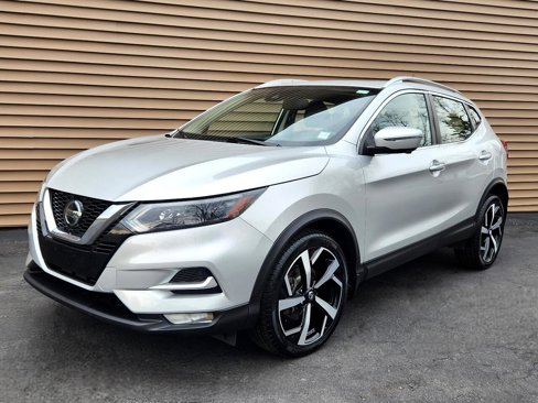 Used 2021 Nissan Rogue Sport SL image 2
