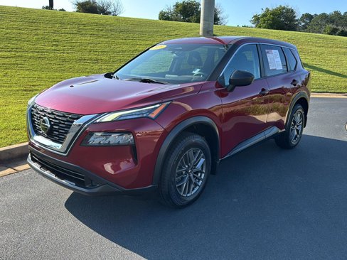 Used 2021 Nissan Rogue S image 1