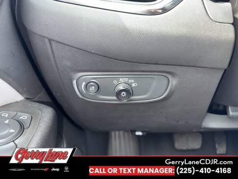 Used 2023 Chevrolet Equinox LT image 9