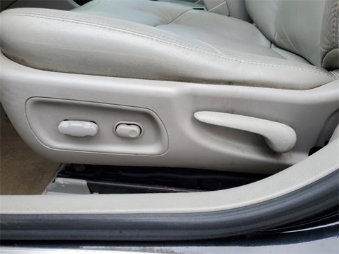 Used 2009 Buick LaCrosse CXL image 9