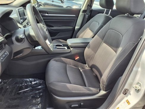 Used 2023 Nissan Altima 2.5 SV image 19