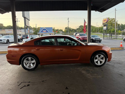 Used 2011 Dodge Charger SE image 6