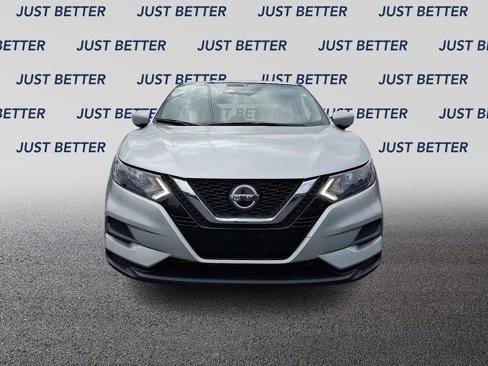Used 2022 Nissan Rogue Sport S image 2