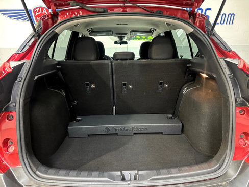 Used 2020 Nissan Kicks SR w/ Exterior Package image 26