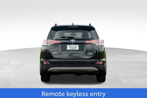Used 2016 Toyota RAV4 XLE image 6