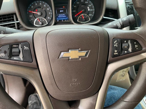 Used 2016 Chevrolet Malibu LT image 19