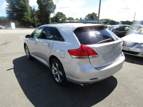 Used 2010 Toyota Venza AWD image 6