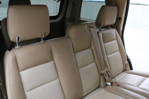 Used 2006 Ford Explorer Eddie Bauer image 48
