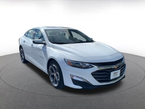 Used 2024 Chevrolet Malibu LT image 1