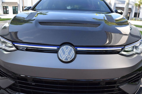 Used 2024 Volkswagen Golf R image 40