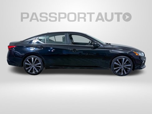 Used 2019 Nissan Altima 2.5 SR image 11