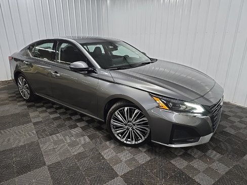 Used 2023 Nissan Altima 2.5 SL image 7