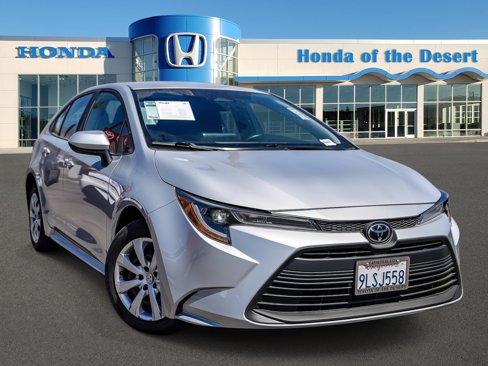 Used 2024 Toyota Corolla LE image 1