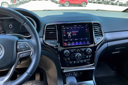 Used 2019 Jeep Grand Cherokee Altitude image 6