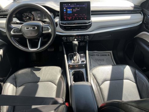 Certified 2022 Jeep Compass Limited image 12
