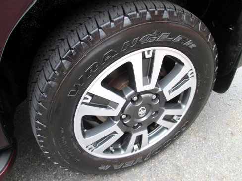 Used 2008 Toyota Sequoia Limited image 21