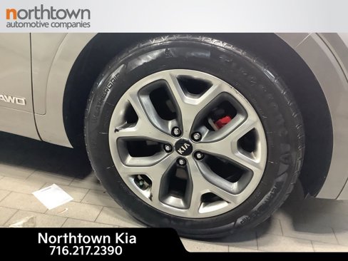 Certified 2019 Kia Sorento SX w/ SX Touring Package image 25