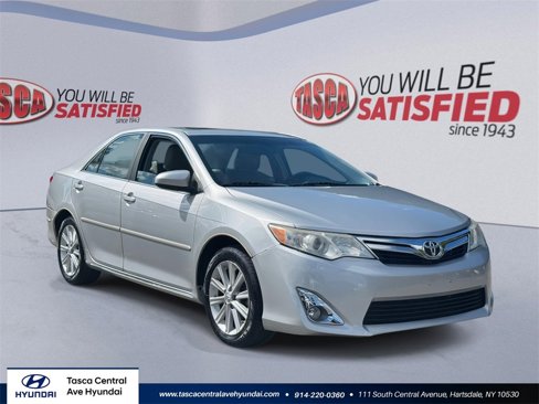 Used 2012 Toyota Camry image 1