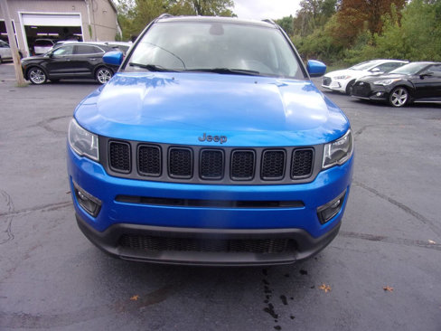 Used 2020 Jeep Compass Latitude image 3