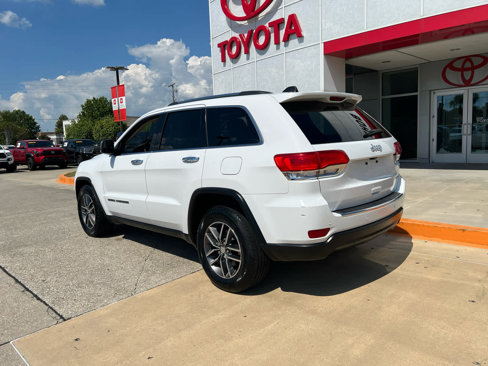 Used 2017 Jeep Grand Cherokee Limited w/ Luxury Group II image 8