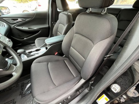 Used 2023 Chevrolet Malibu LT image 36