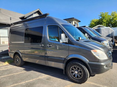 Used 2013 Mercedes-Benz Sprinter 2500 image 28