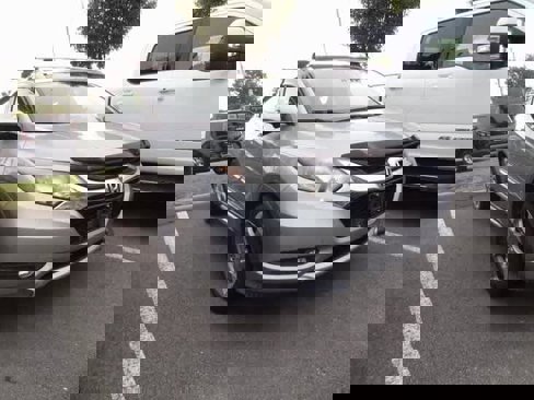 Used 2017 Honda HR-V EX-L image 3