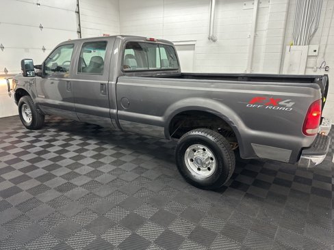 Used 2004 Ford F350 XLT image 6