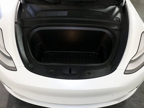 Used 2021 Tesla Model Y Long Range image 33