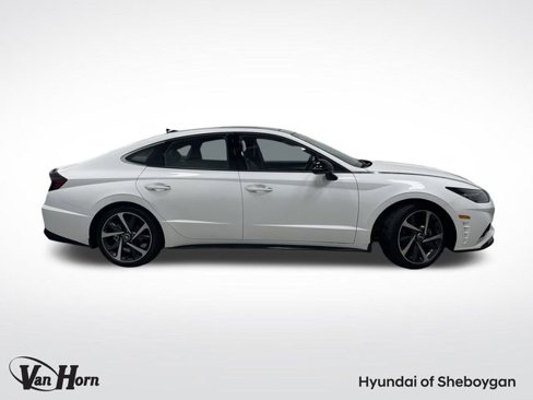 Used 2023 Hyundai Sonata SEL Plus image 2