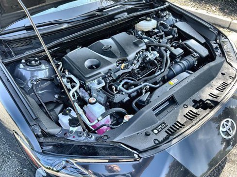 Used 2025 Toyota Camry LE image 29
