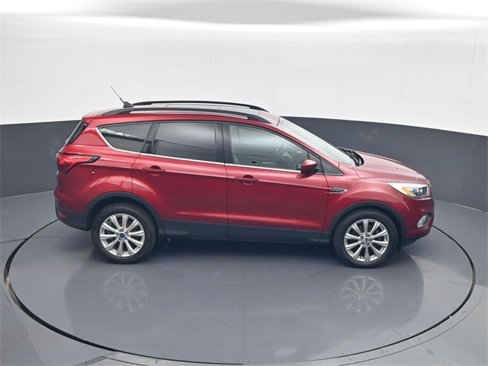 Used 2019 Ford Escape SEL image 16