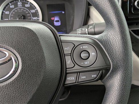 Used 2020 Toyota Corolla LE image 16