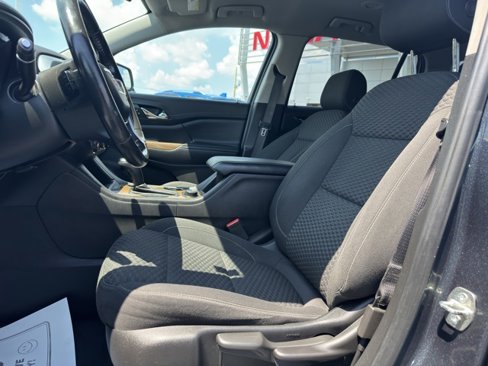 Used 2019 GMC Acadia SLE image 10