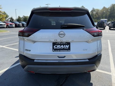 Used 2023 Nissan Rogue SV image 6