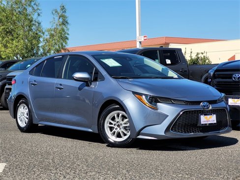 Certified 2022 Toyota Corolla LE image 2