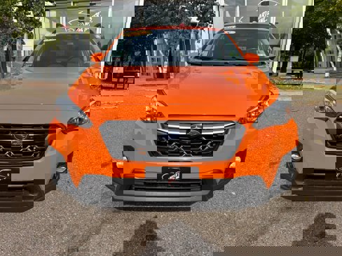 Used 2018 Subaru Crosstrek 2.0i Premium image 3