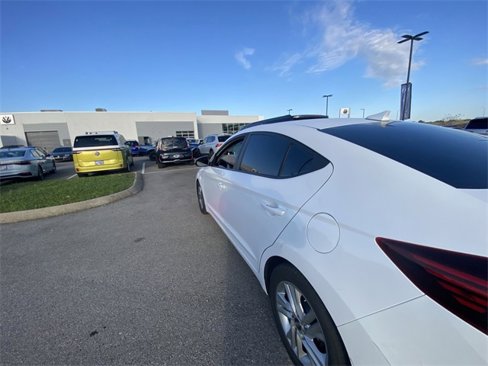 Used 2020 Hyundai Elantra SEL w/ Cargo Package (C1) image 6