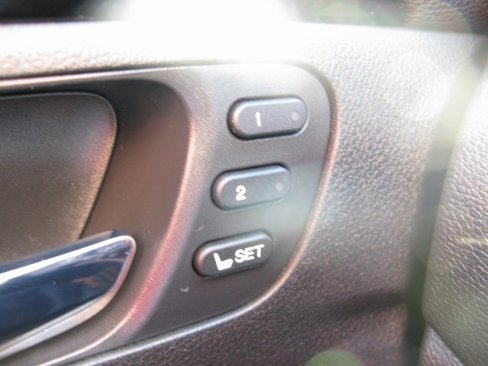 Used 2017 Honda Pilot Touring image 21